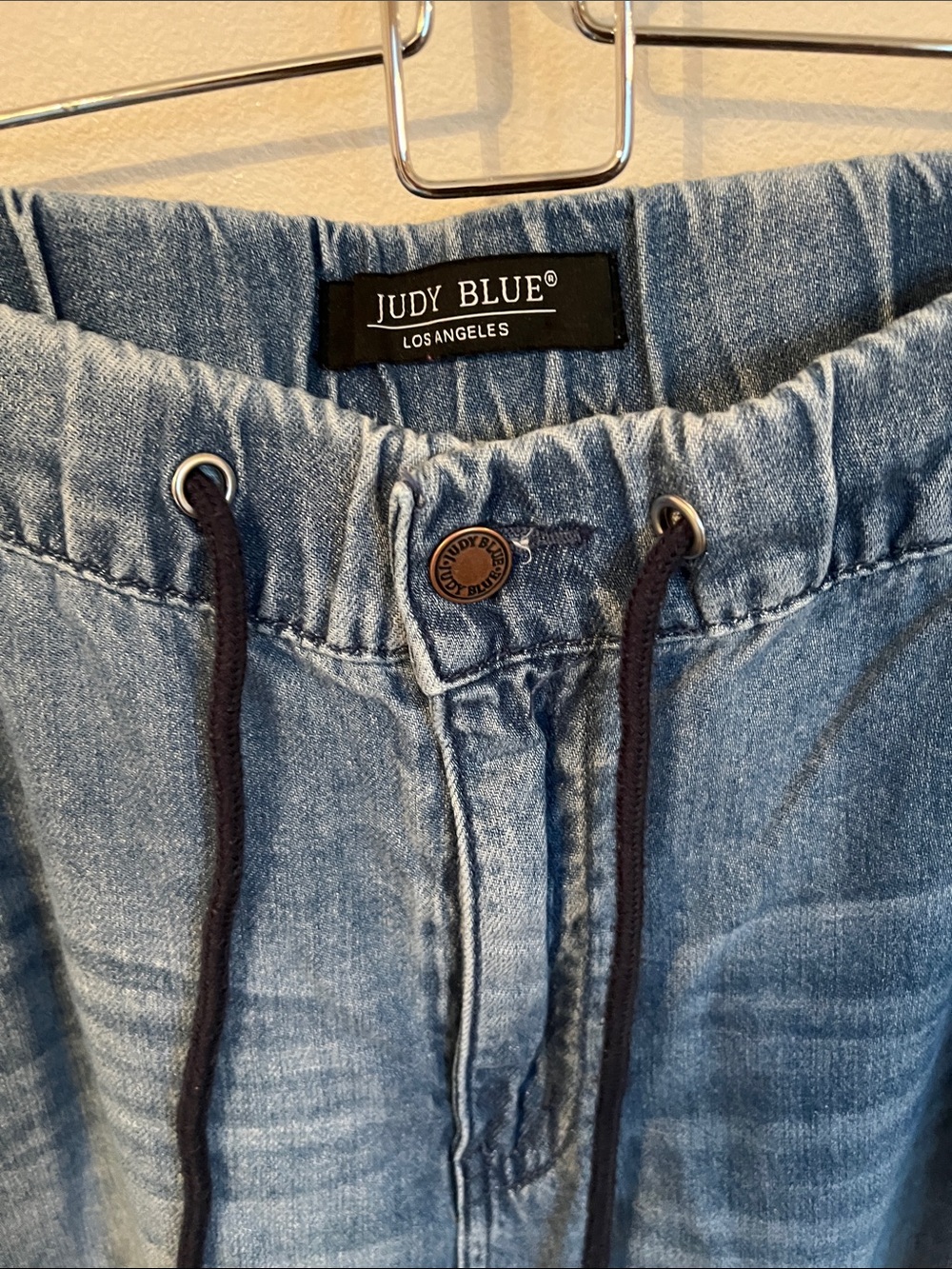 Judy Blue Medium Light Blue Cropped Denim Jeans 15/32 - Picture 4 of 5